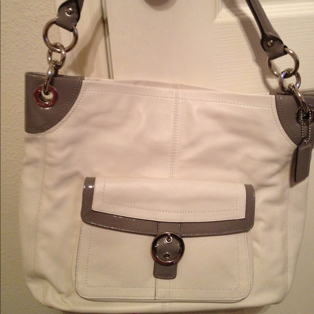 Authentic Coach Penelope Leather Hobo